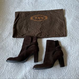 Tod’s Brown Suede Booties (Size 8)